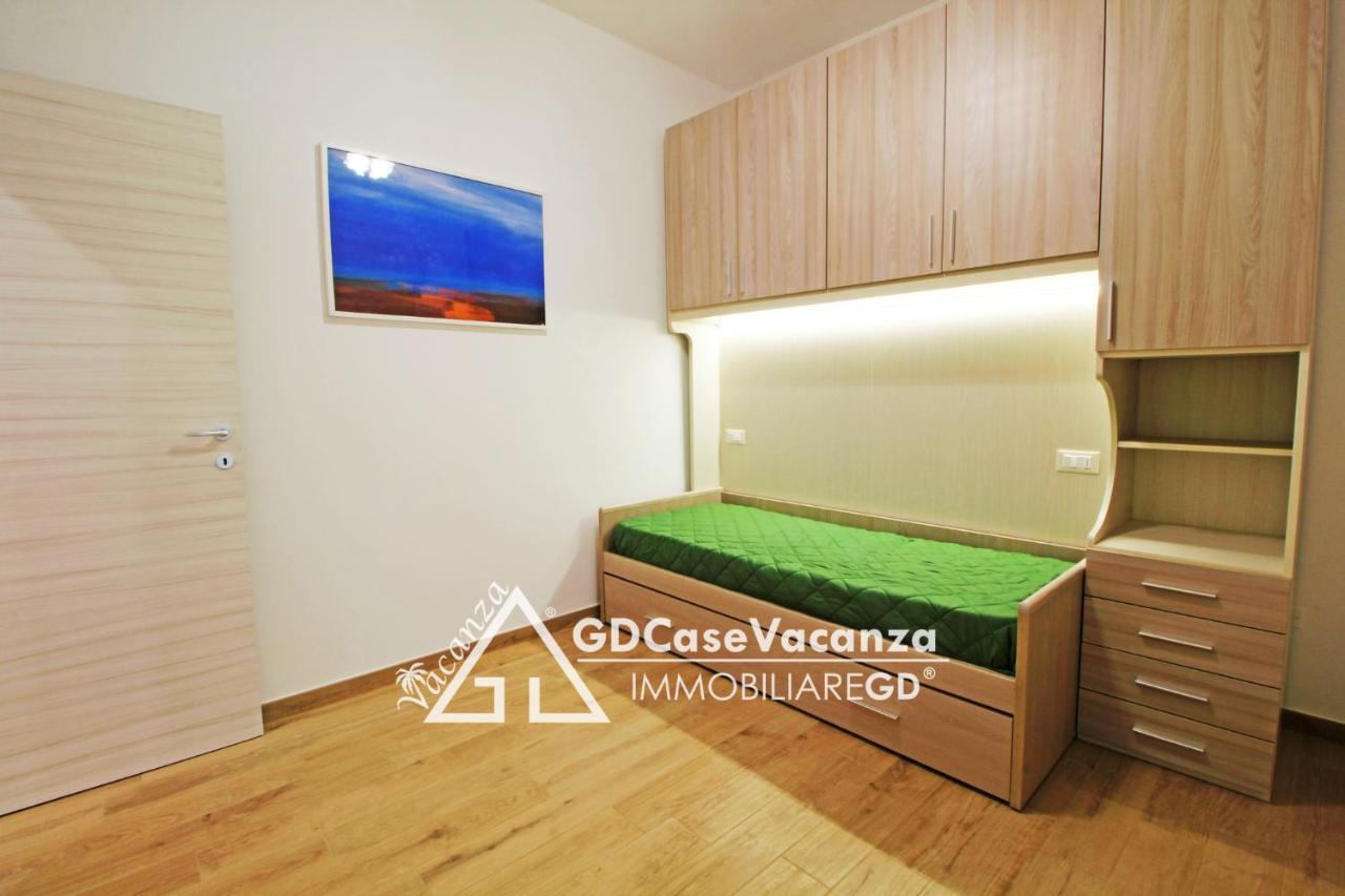Gd Case Vacanza -Moderno Con Ampia Veranda- Torre dell'Orso Exterior foto